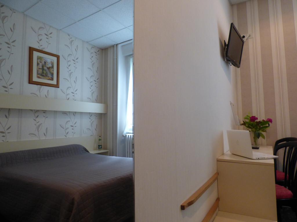Hotel Saint Jean Vals-les-Bains Εξωτερικό φωτογραφία