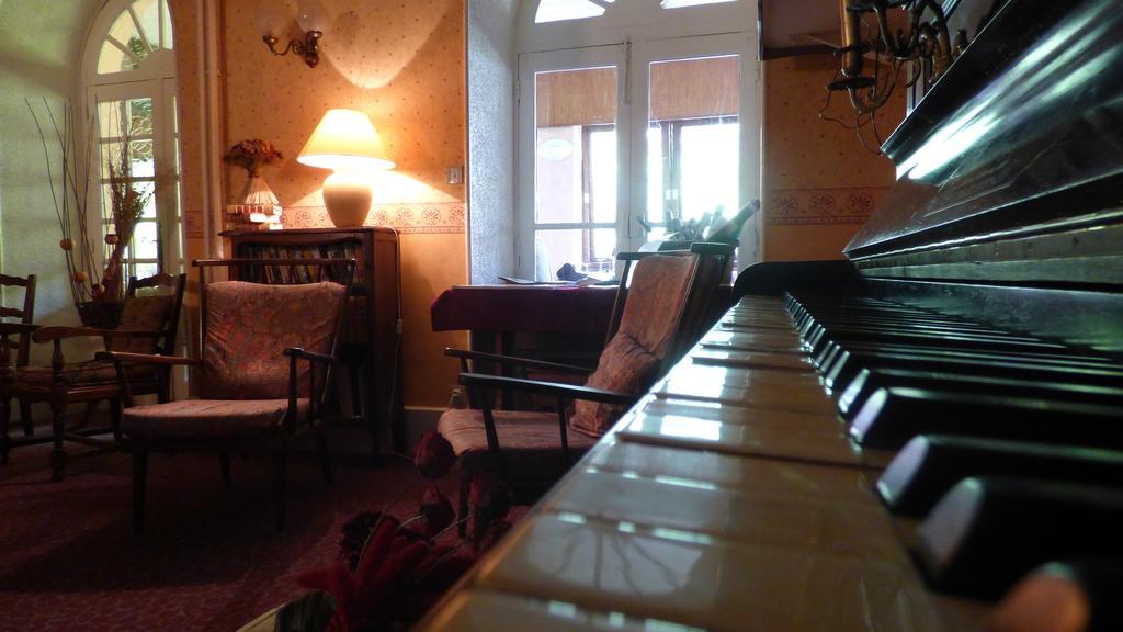 Hotel Saint Jean Vals-les-Bains Εξωτερικό φωτογραφία