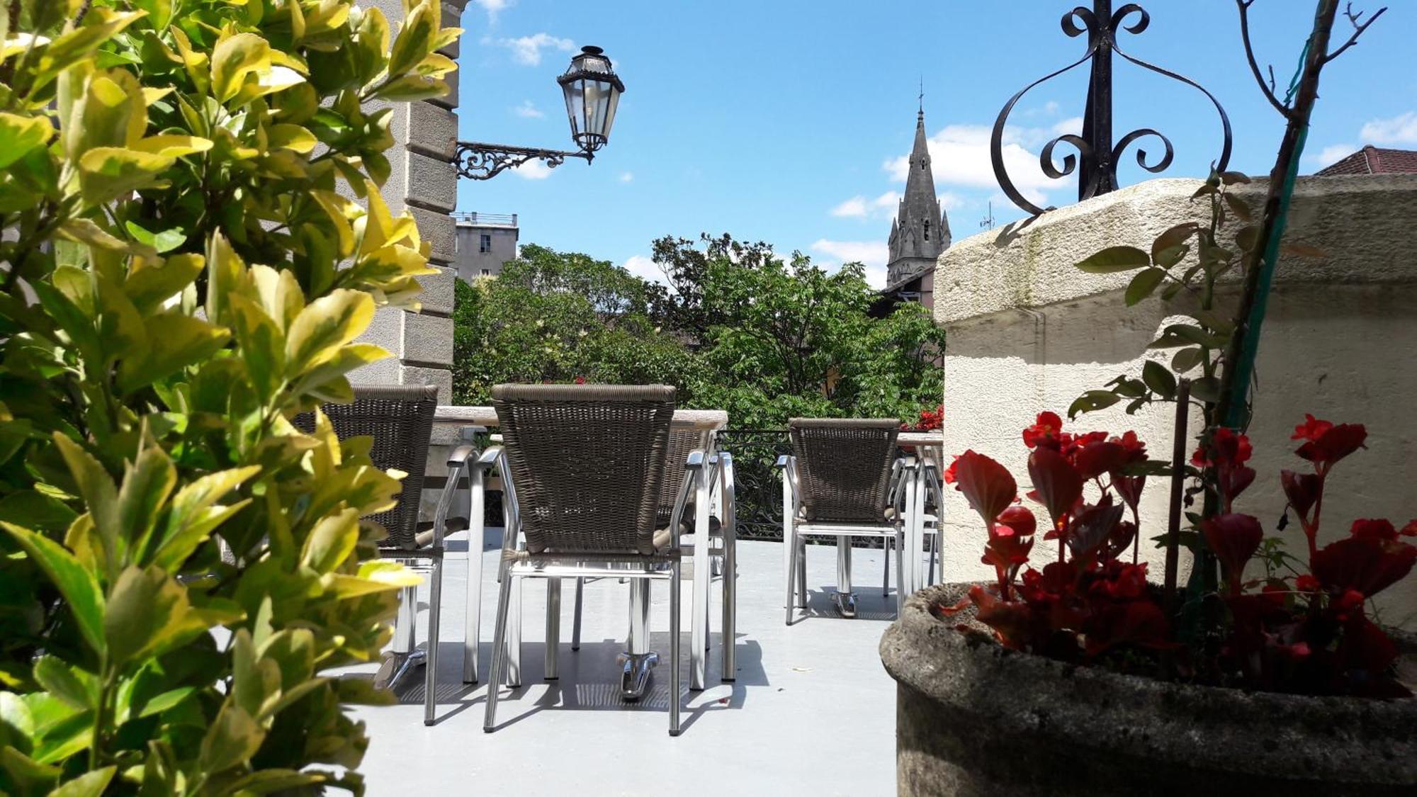 Hotel Saint Jean Vals-les-Bains Εξωτερικό φωτογραφία