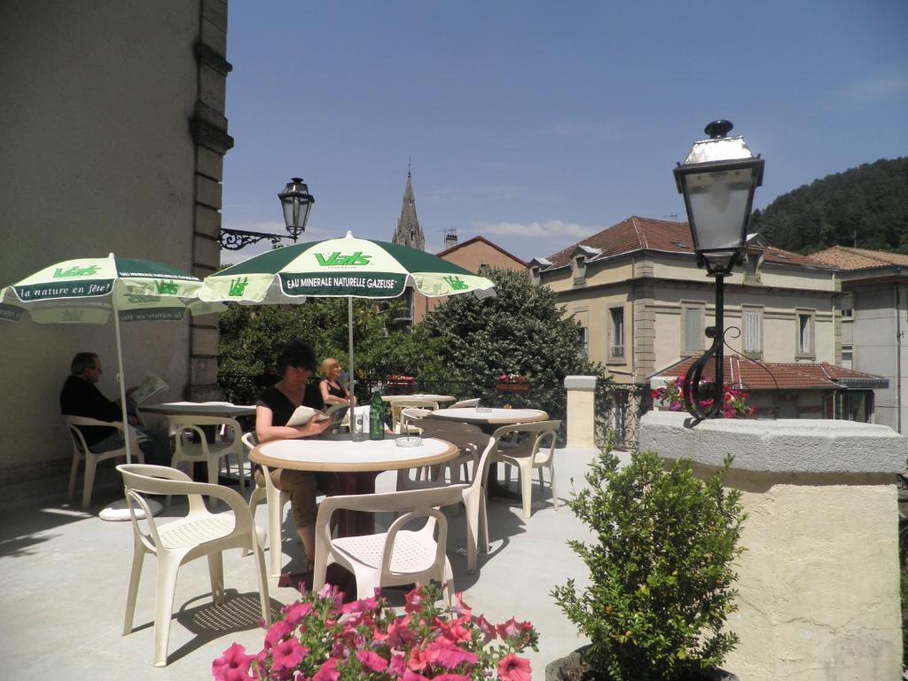 Hotel Saint Jean Vals-les-Bains Εξωτερικό φωτογραφία