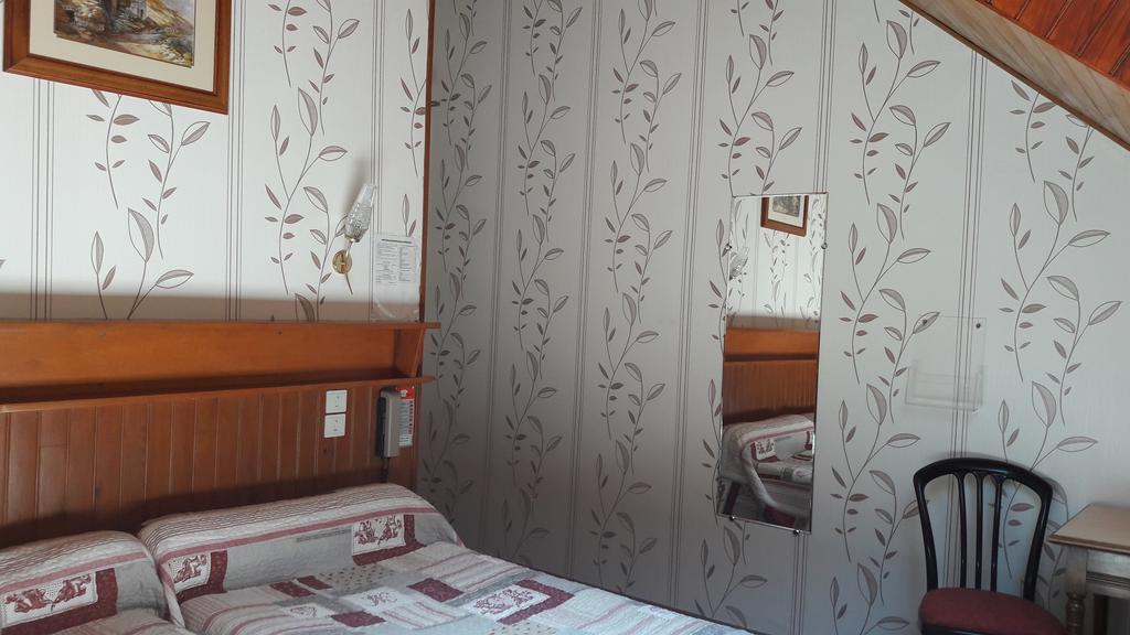Hotel Saint Jean Vals-les-Bains Δωμάτιο φωτογραφία